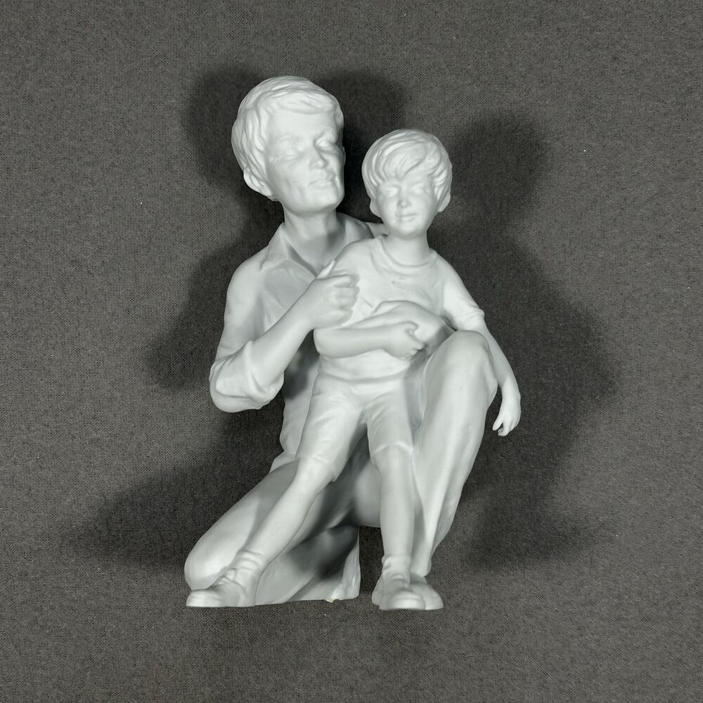 Kaiser W Germany Father & Son Bisque Porcelain Figurine Ltd Ed 1047/5000 Vintage
